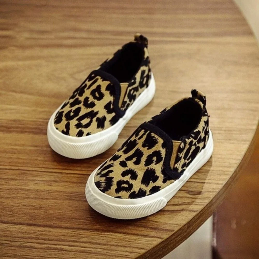Baby Slip-On Shoes Leopard Print‎ Size 6 New With Tags